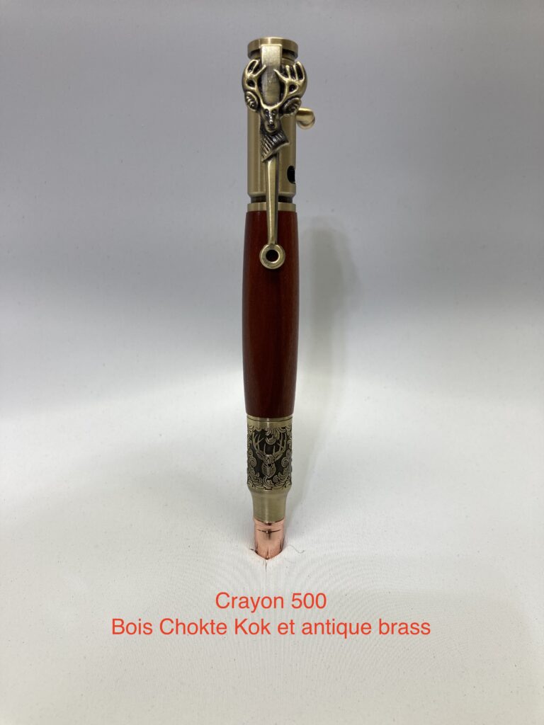 Crayon artisanal de la collection chasse tête de chevreuil